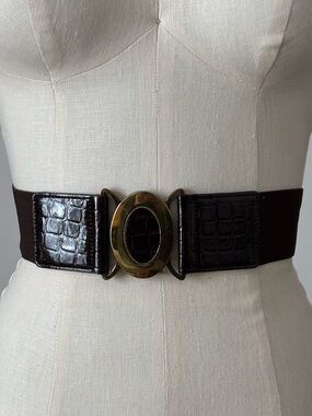 Vintage Nine West Brown Elastic Waist Belt w Croc-Embossed Oval Gold Tone Buckle
